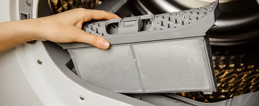 Signs Of A Clogged Dryer Lint Trap in Donna, Texas
